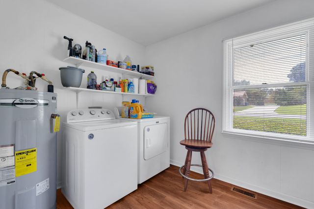 904 Mead Dr, Shelbyville, TN 37160