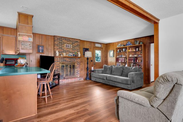 904 Mead Dr, Shelbyville, TN 37160