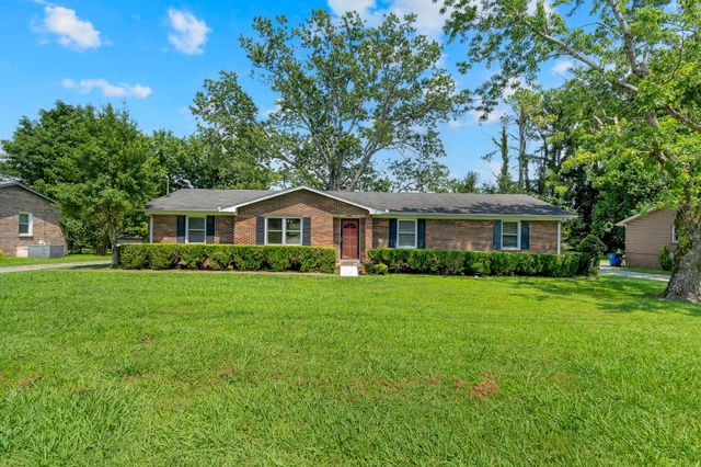 904 Mead Dr, Shelbyville, TN 37160