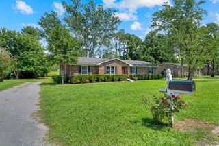 904 Mead Dr, Shelbyville, TN 37160