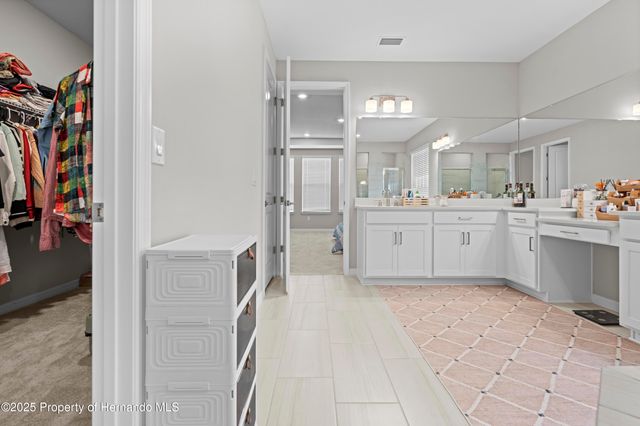 2347 Overfalls Place, Wesley Chapel, FL 33543