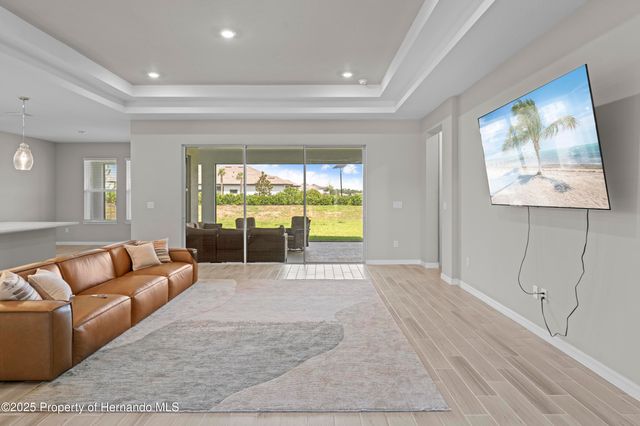 2347 Overfalls Place, Wesley Chapel, FL 33543