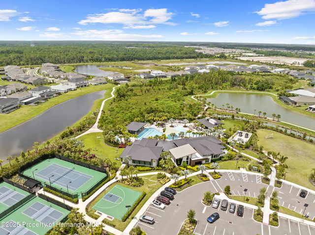 2347 Overfalls Place, Wesley Chapel, FL 33543