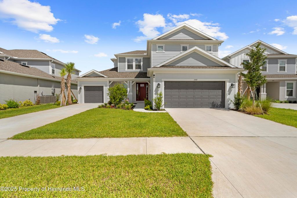 2347 Overfalls Place, Wesley Chapel, FL 33543