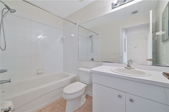 21341 Lancaster RUN 422, Estero, FL 33928