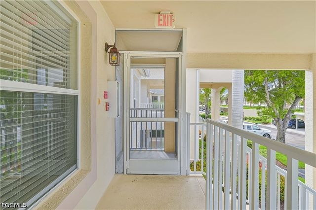 21341 Lancaster RUN 422, Estero, FL 33928