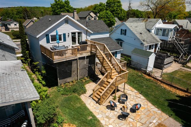 706 Forest Avenue, Frankfort, MI 49635