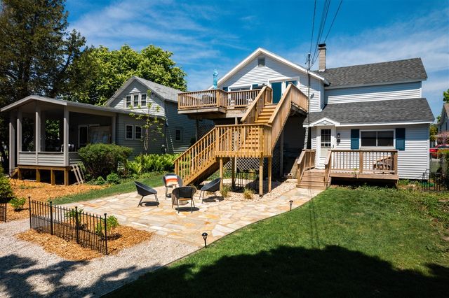 706 Forest Avenue, Frankfort, MI 49635