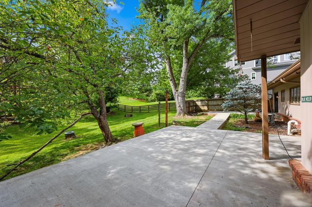 137 Randolph Road, Frankfort, KY 40601
