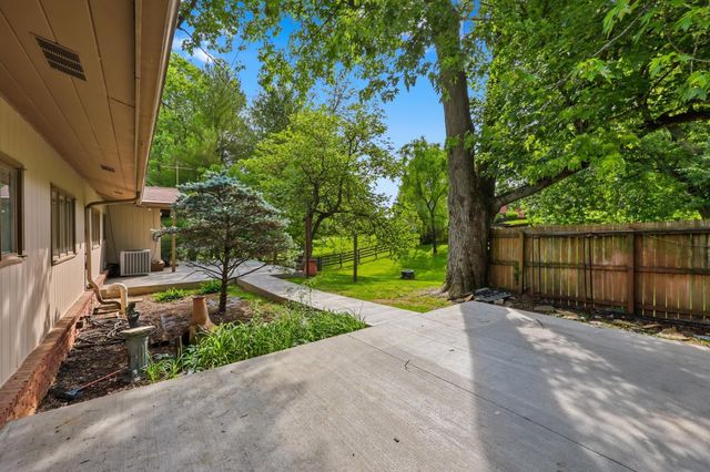 137 Randolph Road, Frankfort, KY 40601