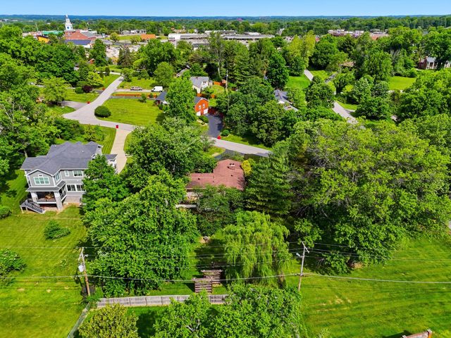 137 Randolph Road, Frankfort, KY 40601