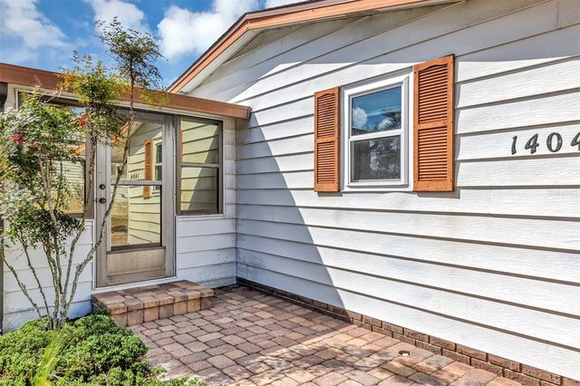 1404 PLANTATION DRIVE, Lady Lake, FL 32159