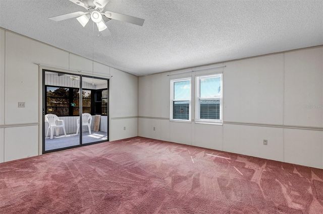 1404 PLANTATION DRIVE, Lady Lake, FL 32159