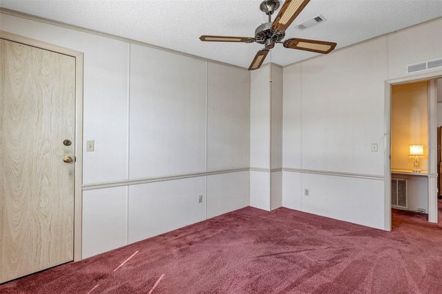 1404 PLANTATION DRIVE, Lady Lake, FL 32159