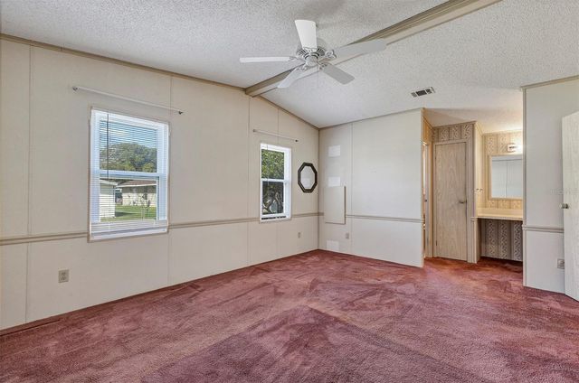 1404 PLANTATION DRIVE, Lady Lake, FL 32159