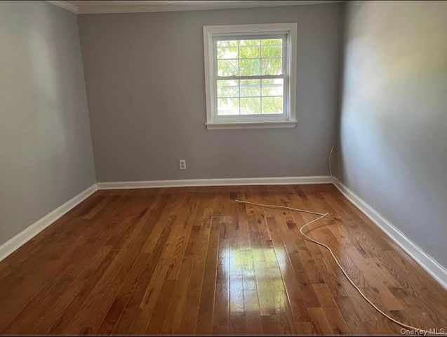 1539 Park Avenue, Merrick, NY 11566