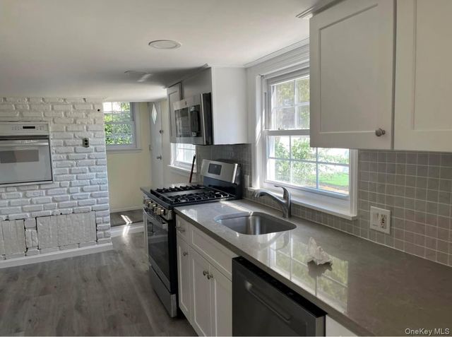 1539 Park Avenue, Merrick, NY 11566