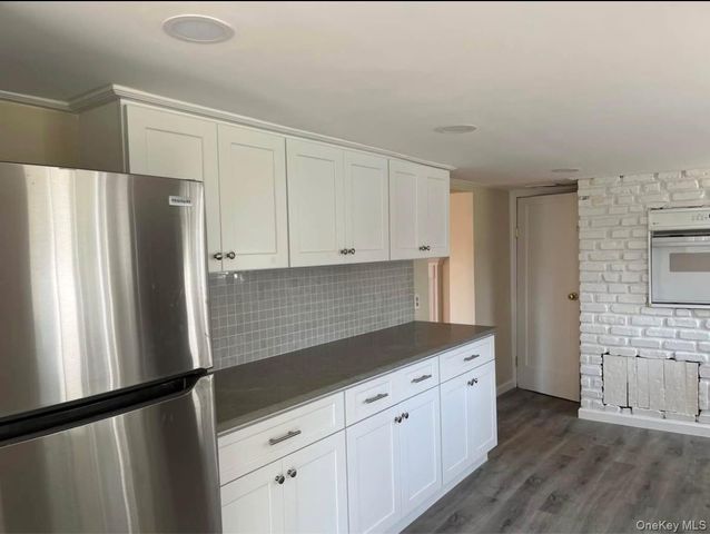 1539 Park Avenue, Merrick, NY 11566