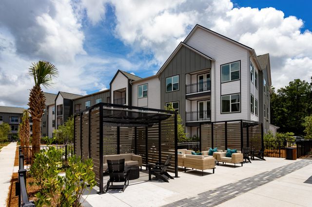 2403 Mall Drive A4, North Charleston, SC 29406