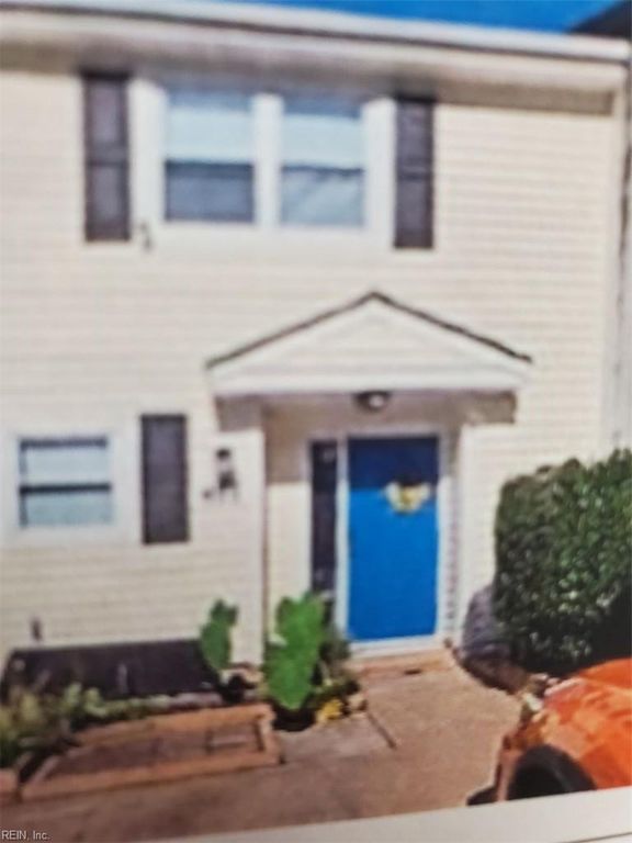 477 Hill Meadow DR, Virginia Beach, VA 23454