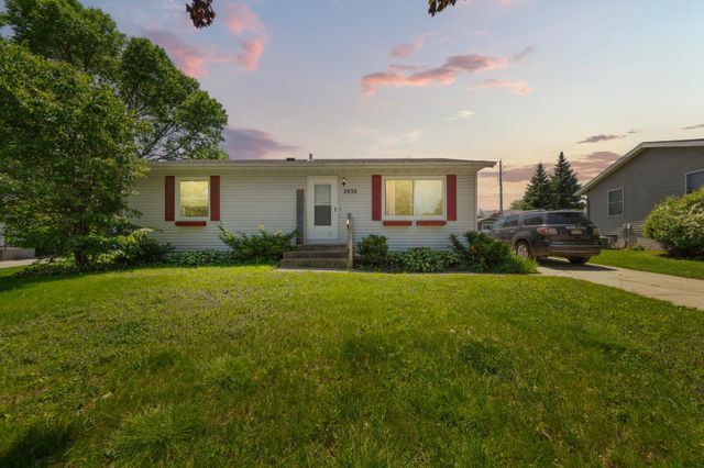 2038 44th Street NW, Rochester, MN 55901