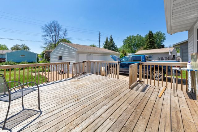 2038 44th Street NW, Rochester, MN 55901