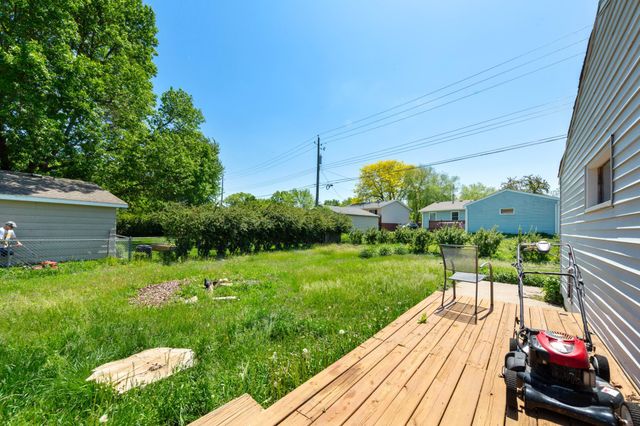 2038 44th Street NW, Rochester, MN 55901