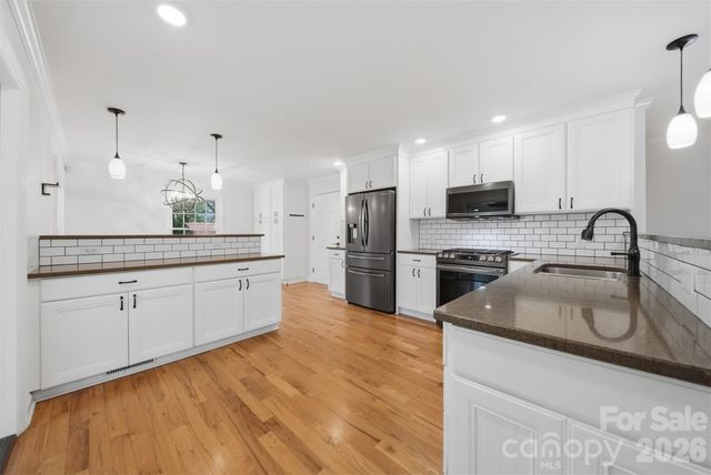 1512 Little Hill Road, Newton, NC 28658