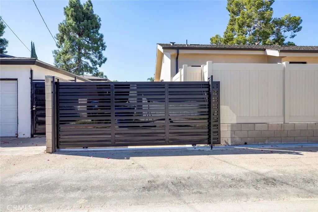 16859 Chatsworth Street, Granada Hills, CA 91344