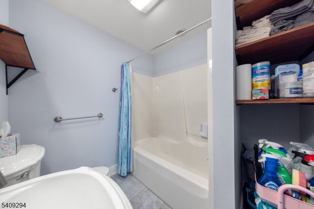 1875 Greenwood Lake Tpke, West Milford Twp., NJ 07421