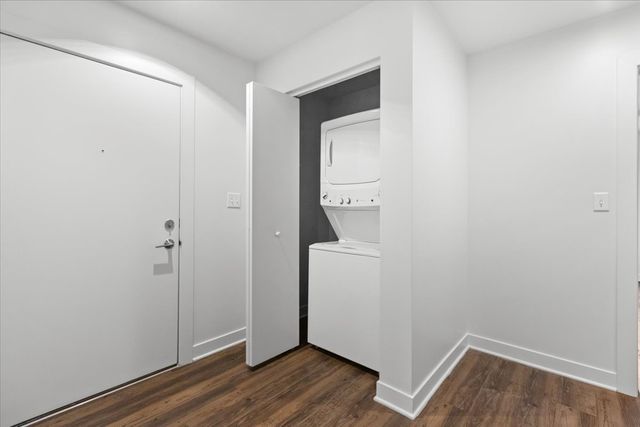 500 N Northwest Highway 202, Park Ridge, IL 60068