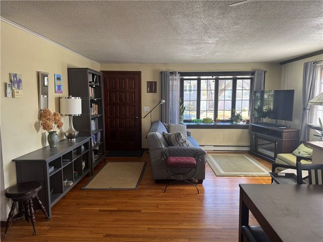 34 Inkberry Trail, Narragansett, RI 02882