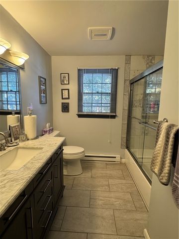 34 Inkberry Trail, Narragansett, RI 02882