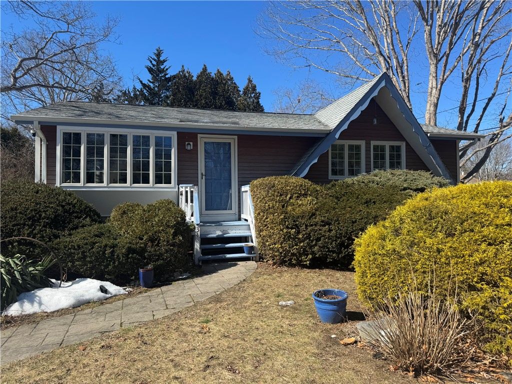 34 Inkberry Trail, Narragansett, RI 02882