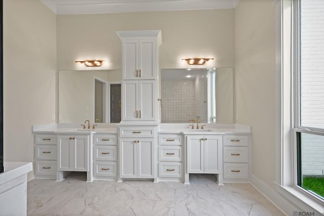 36253 Westin Ridge Dr, Geismar, LA 70734