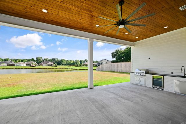 36253 Westin Ridge Dr, Geismar, LA 70734