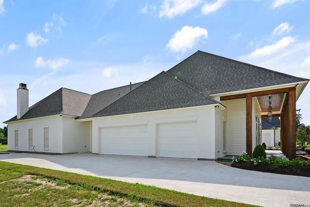 36253 Westin Ridge Dr, Geismar, LA 70734