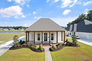 36253 Westin Ridge Dr, Geismar, LA 70734