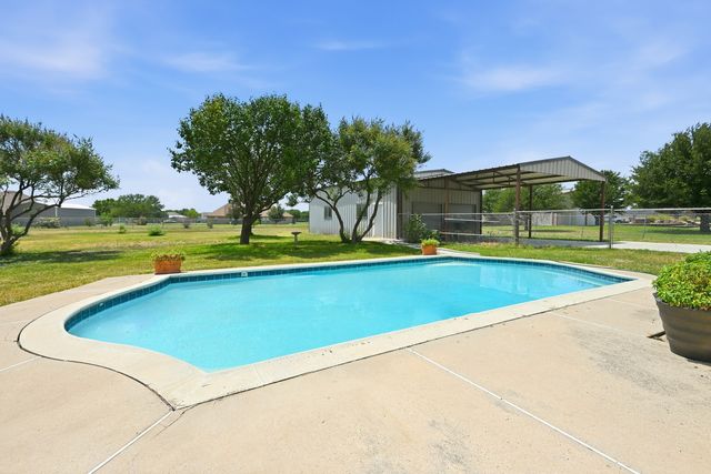 8109 N Water Tower Road, Fort Worth, TX 76179