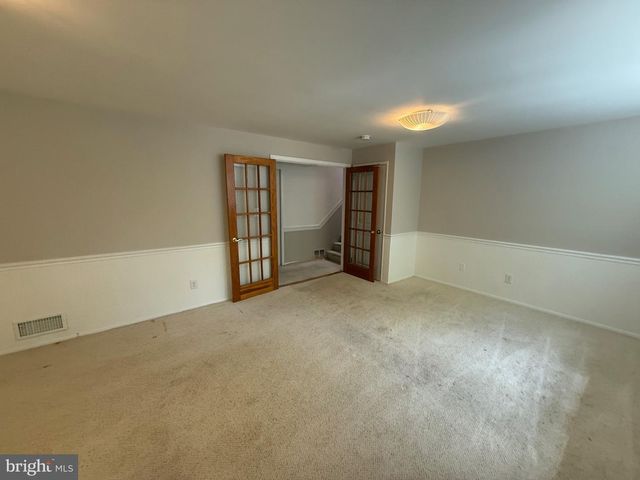 6534 JAY MILLER DR, Falls Church, VA 22041