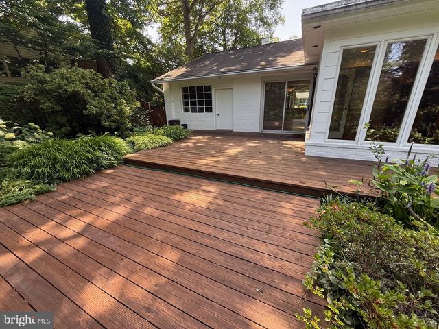 6534 JAY MILLER DR, Falls Church, VA 22041