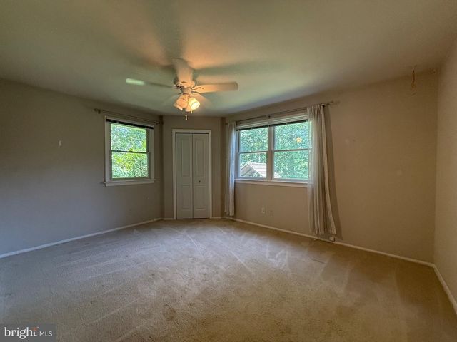 6534 JAY MILLER DR, Falls Church, VA 22041