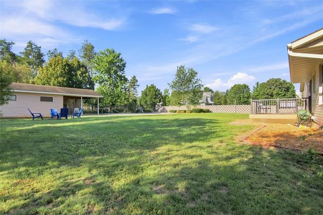 6519 S Shore Drive, Altoona, WI 54720