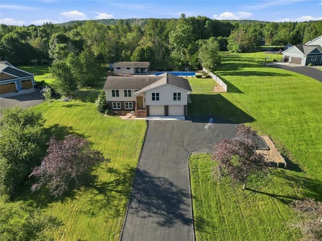6519 S Shore Drive, Altoona, WI 54720