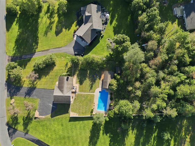 6519 S Shore Drive, Altoona, WI 54720