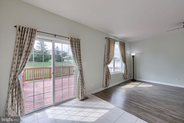 2307 GOLDEN EAGLE DR, York, PA 17408