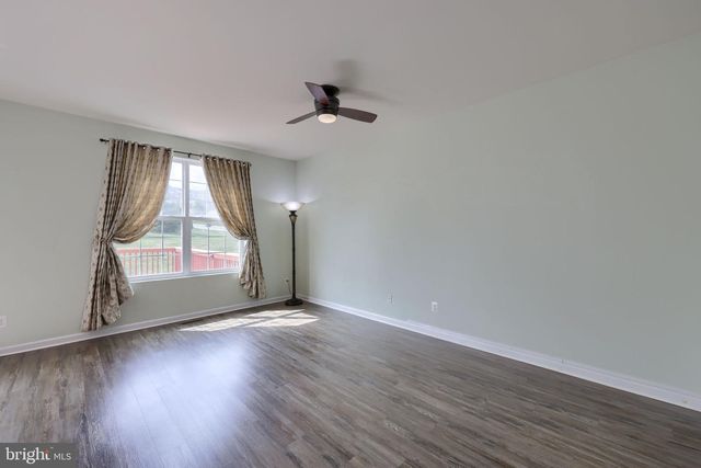 2307 GOLDEN EAGLE DR, York, PA 17408