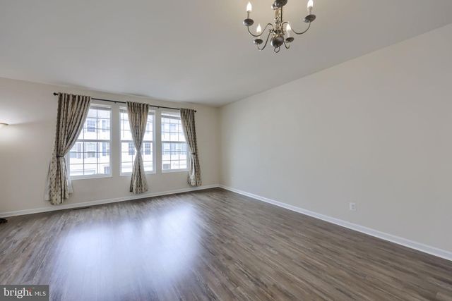 2307 GOLDEN EAGLE DR, York, PA 17408