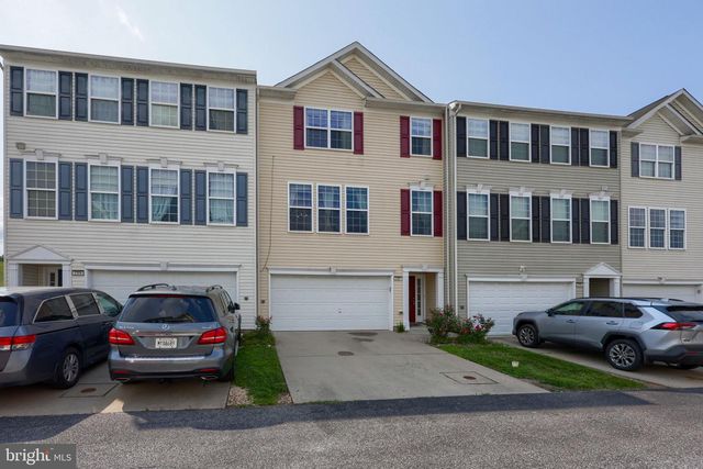 2307 GOLDEN EAGLE DR, York, PA 17408