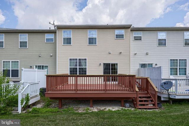 2307 GOLDEN EAGLE DR, York, PA 17408